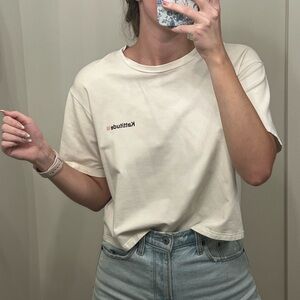 Kittenish “Kattitude” white cropped tee ⚡️